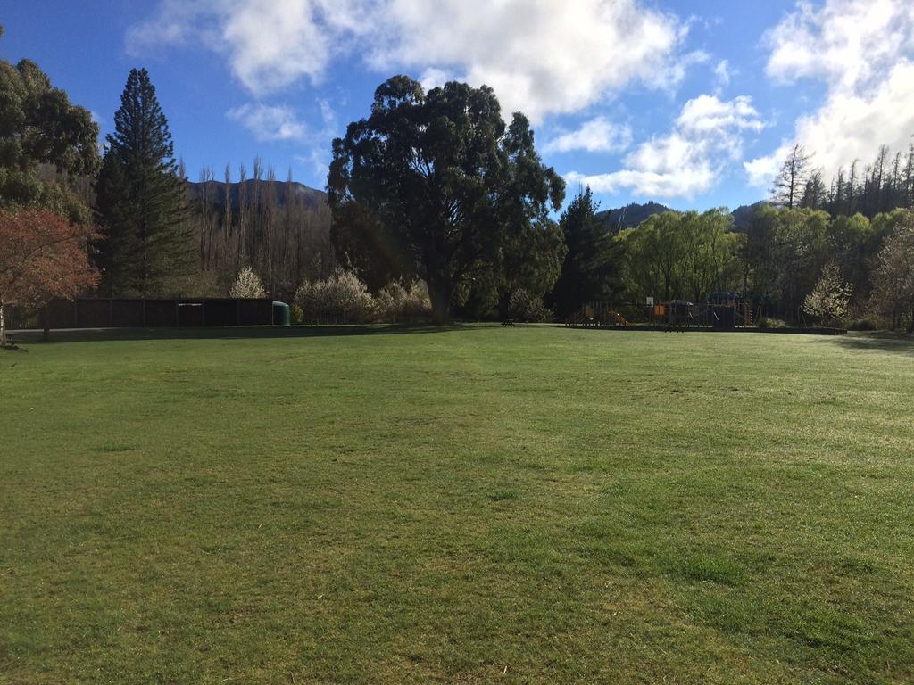 Hanmer Springs Forest Camp Trust Extérieur photo